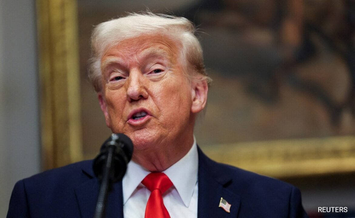 ట్రంప్ బృందం 41 దేశాలపై ప్రయాణ నిషేధాన్ని తూకం వేస్తుంది: నివేదిక
