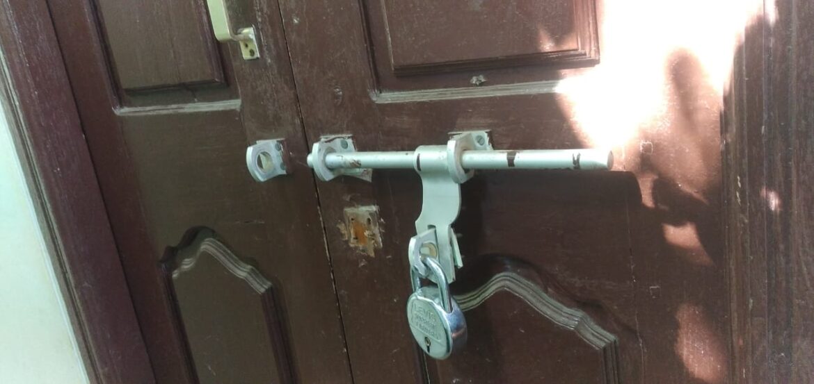 తాళం వేసి ఉన్న ఇంట్లో ఇంట్లో – Swen Daily తాళం వేసి ఉన్న ఇంట్లో ఇంట్లో