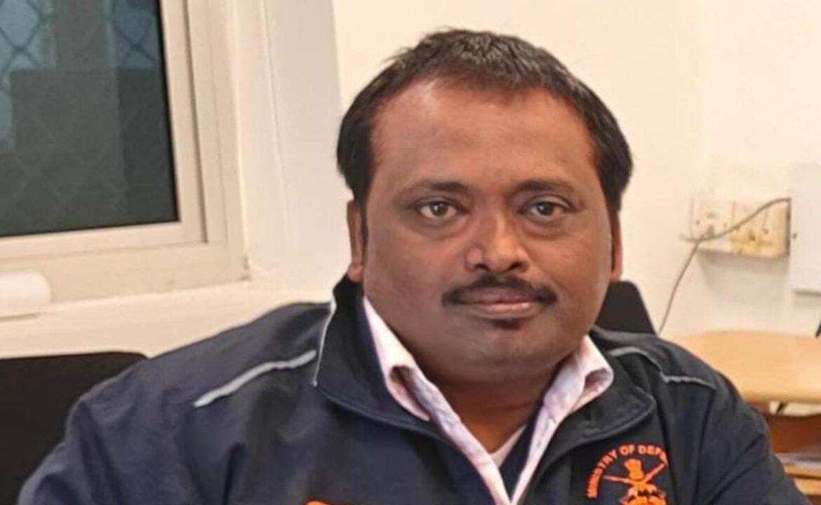 పాక్ ఏజెంట్ 'నేహా' చేత ఆకర్షించబడిన మనిషి, రక్షణ సమాచారం లీక్ చేసినందుకు అరెస్టు చేశారు
