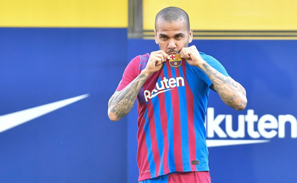 మాజీ బార్సిలోనా స్టార్ డాని అల్వెస్ అత్యాచార శిక్షను తారుమారు చేసింది
