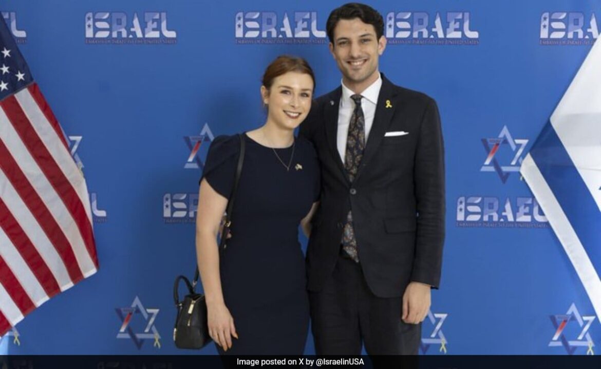 ఇజ్రాయెల్ ఎంబసీ సిబ్బంది మాలో చిత్రీకరించారు: ఇది ఎలా బయటపడింది
