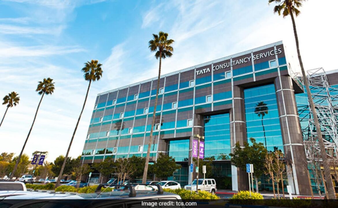 టాటా కన్సల్టెన్సీ సేవలు 70% పైగా ఉద్యోగులకు పూర్తి త్రైమాసిక వేరియబుల్ భత్యం చెల్లిస్తాయి

