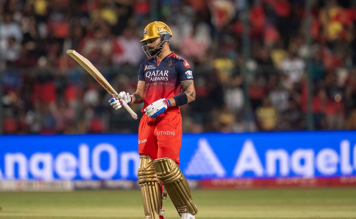 విరాట్ కోహ్లీ 4 వేర్వేరు రికార్డులను పగులగొట్టాడు, ఐపిఎల్ చరిత్రలో మొదటి ప్లేయర్ అవుతాడు ...
