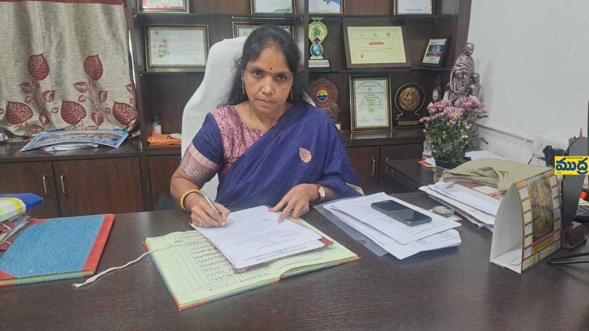 ఇంటి యజమాని యజమాని రూ .20 వేల వేల సాయం
